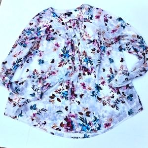 Torrid floral pullover blouse with top buttons long sleeve sheer top size 0